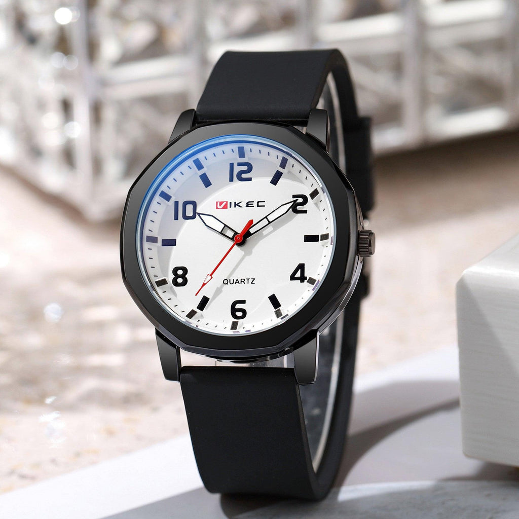 Fashionable and Trending Watches for Both Men and Women