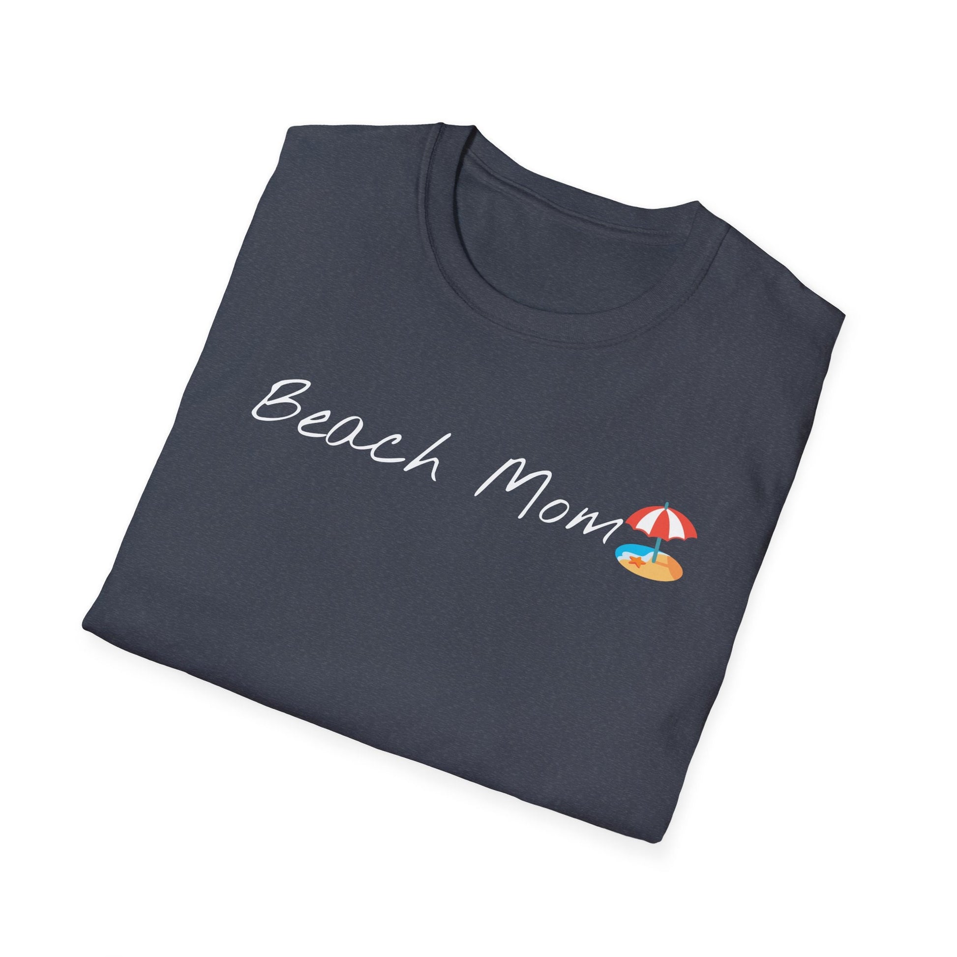 Beach Mom T-Shirt Mom life Beach vibes Vacation shirt mode summer fun Family vacation Mother's gift