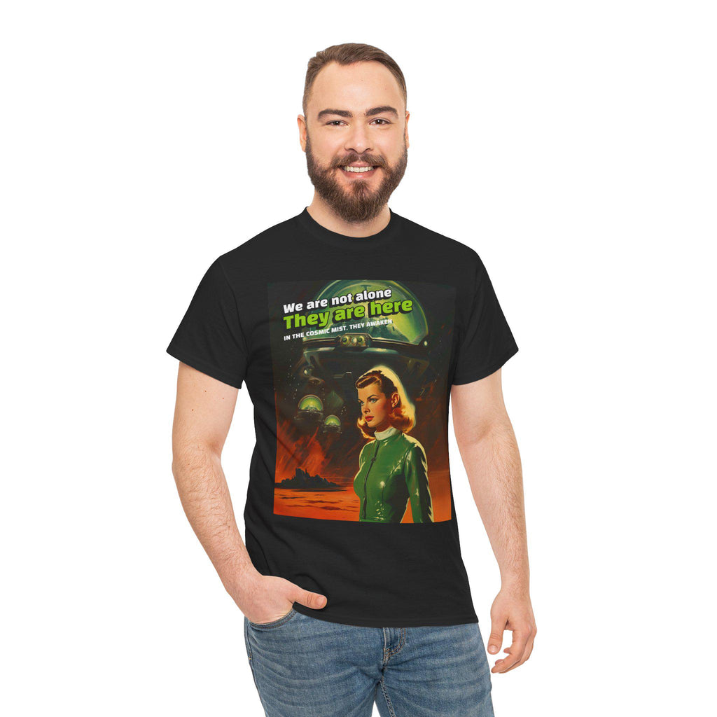 Men's alien T-Shirt Si-Fi Alien Encounter Graphic Tee Vintage Sci-Fi Shirt Unique Gift for Nerds Halloween Costume Retro Style t-shirt